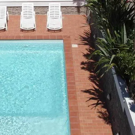 La Pina Hotel