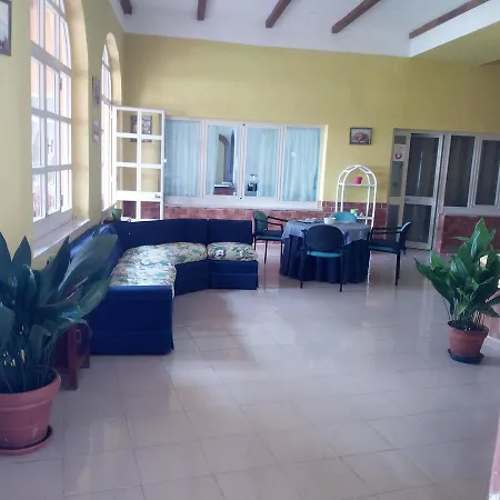 La Pina Hotel 3*